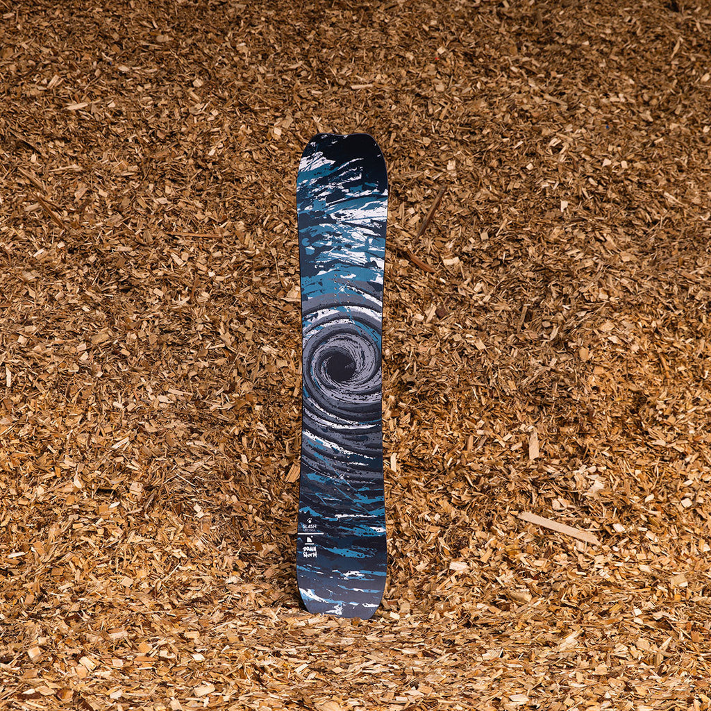 Slash by GiGi -  Brainstorm Snowboard - ApARTment